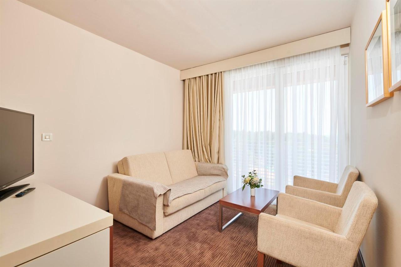 פורץ Hotel Albatros Plava Laguna מראה חיצוני תמונה