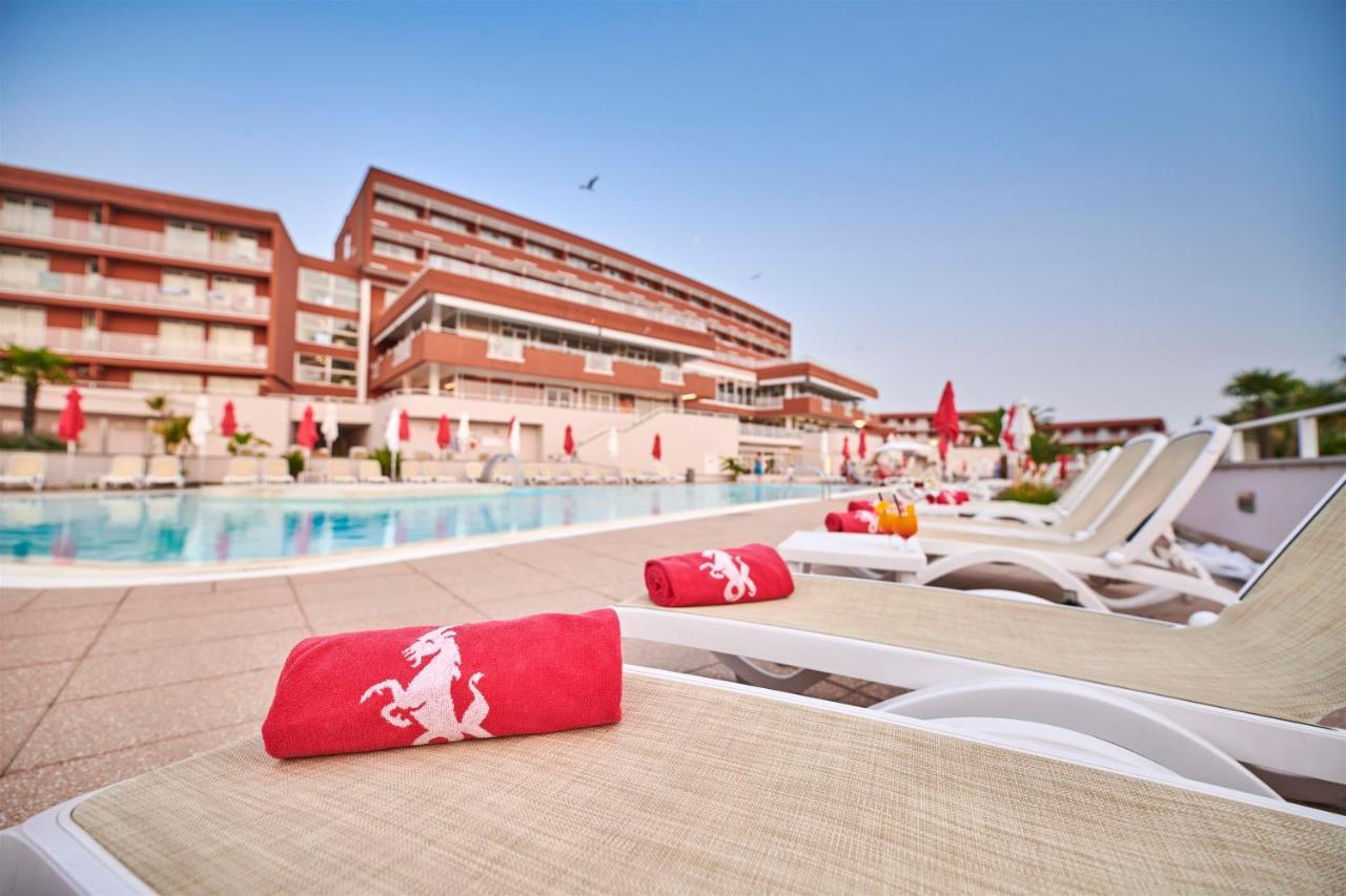 פורץ Hotel Albatros Plava Laguna מראה חיצוני תמונה