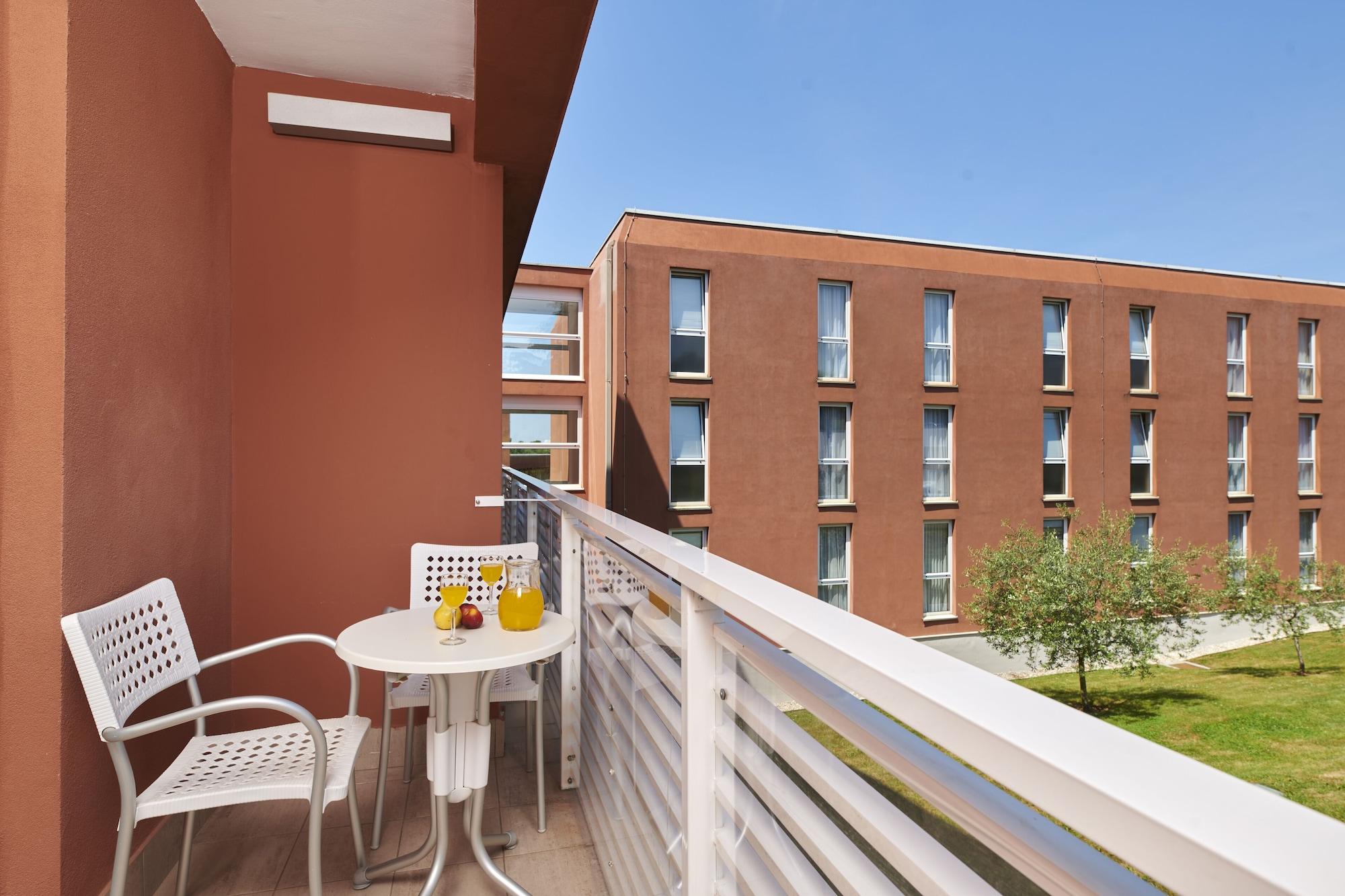 פורץ Hotel Albatros Plava Laguna מראה חיצוני תמונה