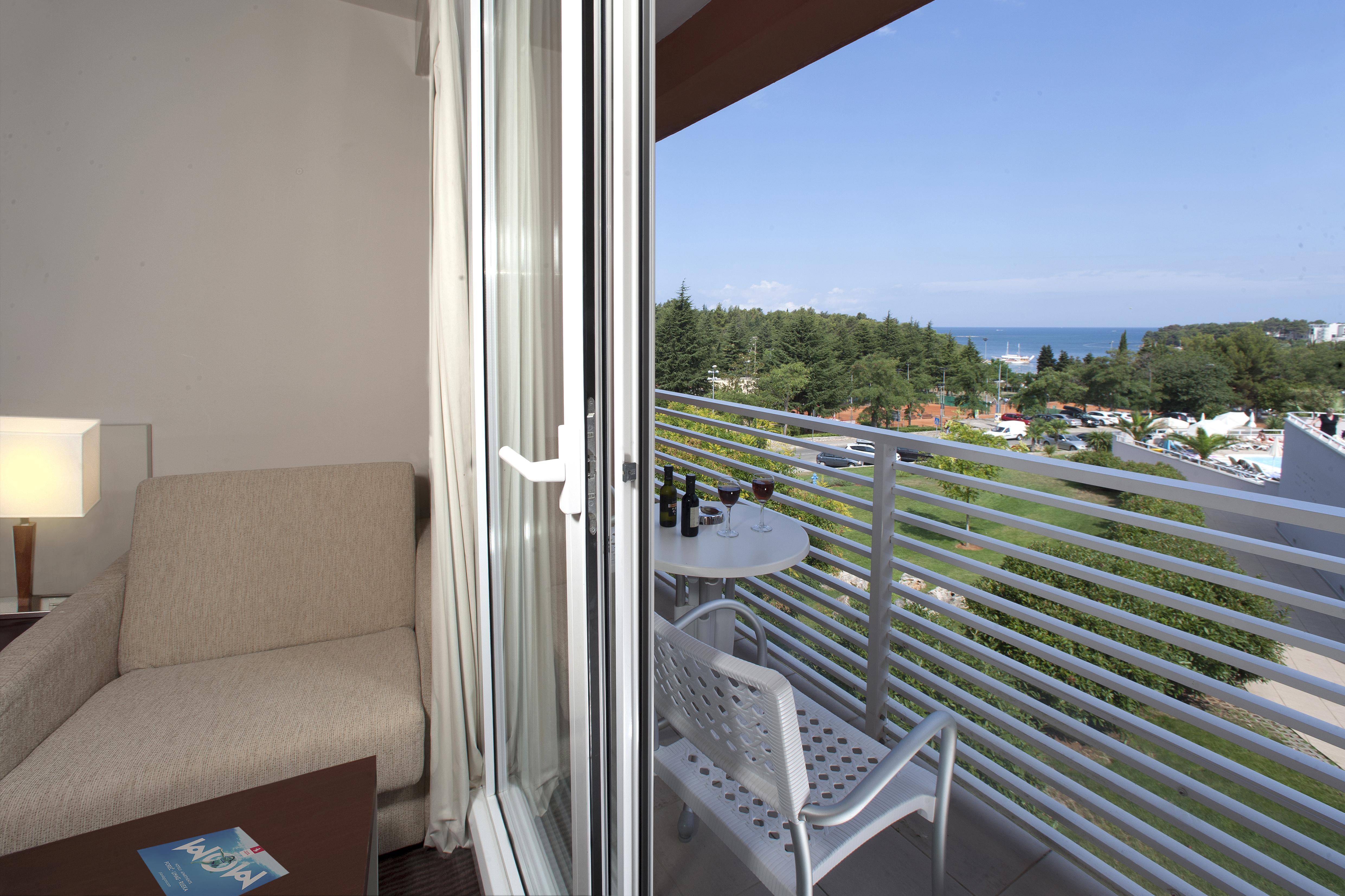 פורץ Hotel Albatros Plava Laguna מראה חיצוני תמונה