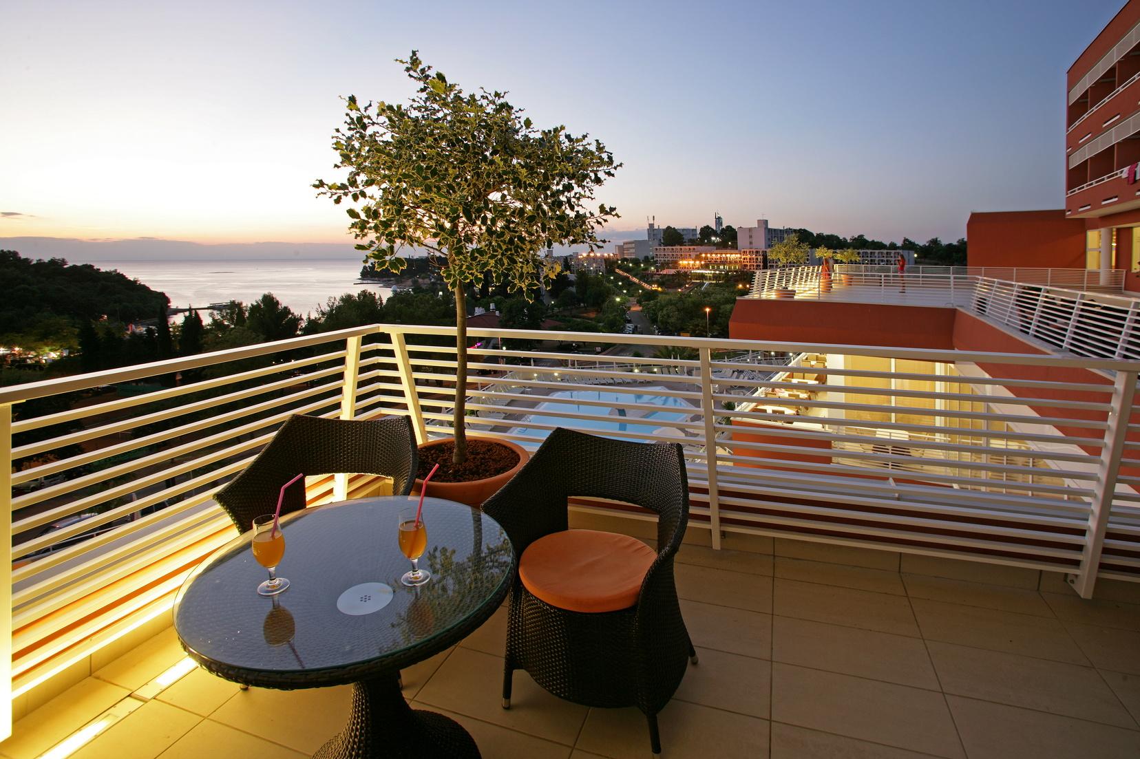 פורץ Hotel Albatros Plava Laguna מראה חיצוני תמונה