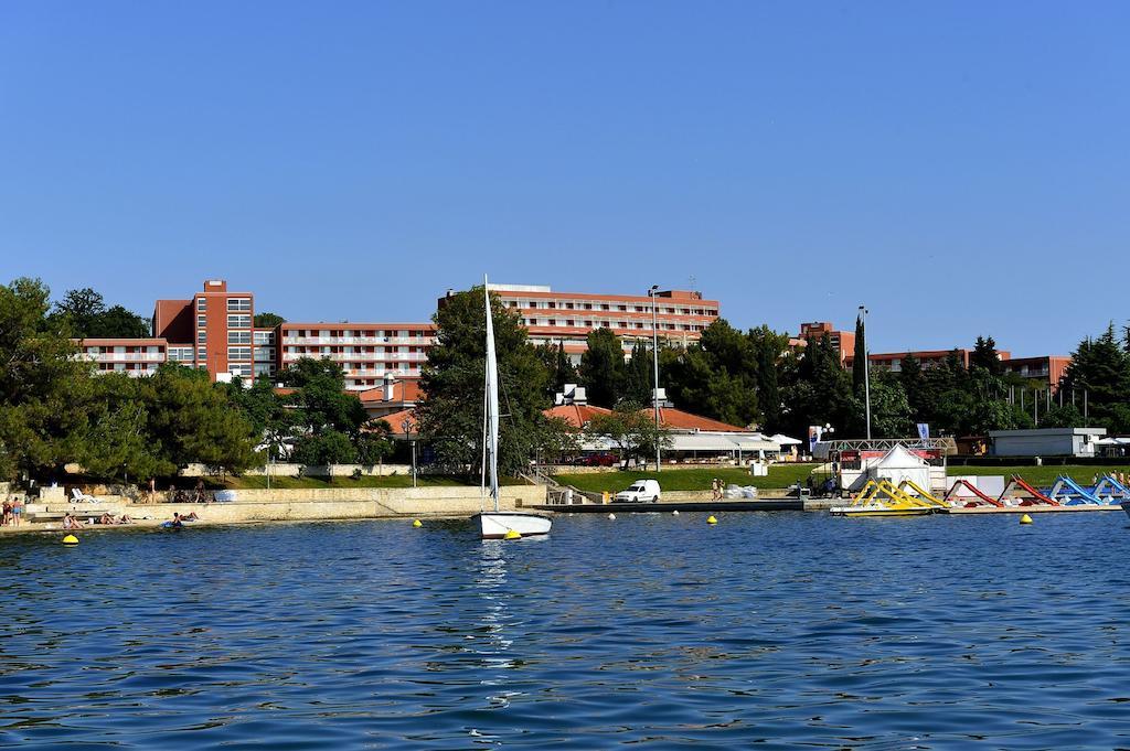 פורץ Hotel Albatros Plava Laguna מראה חיצוני תמונה