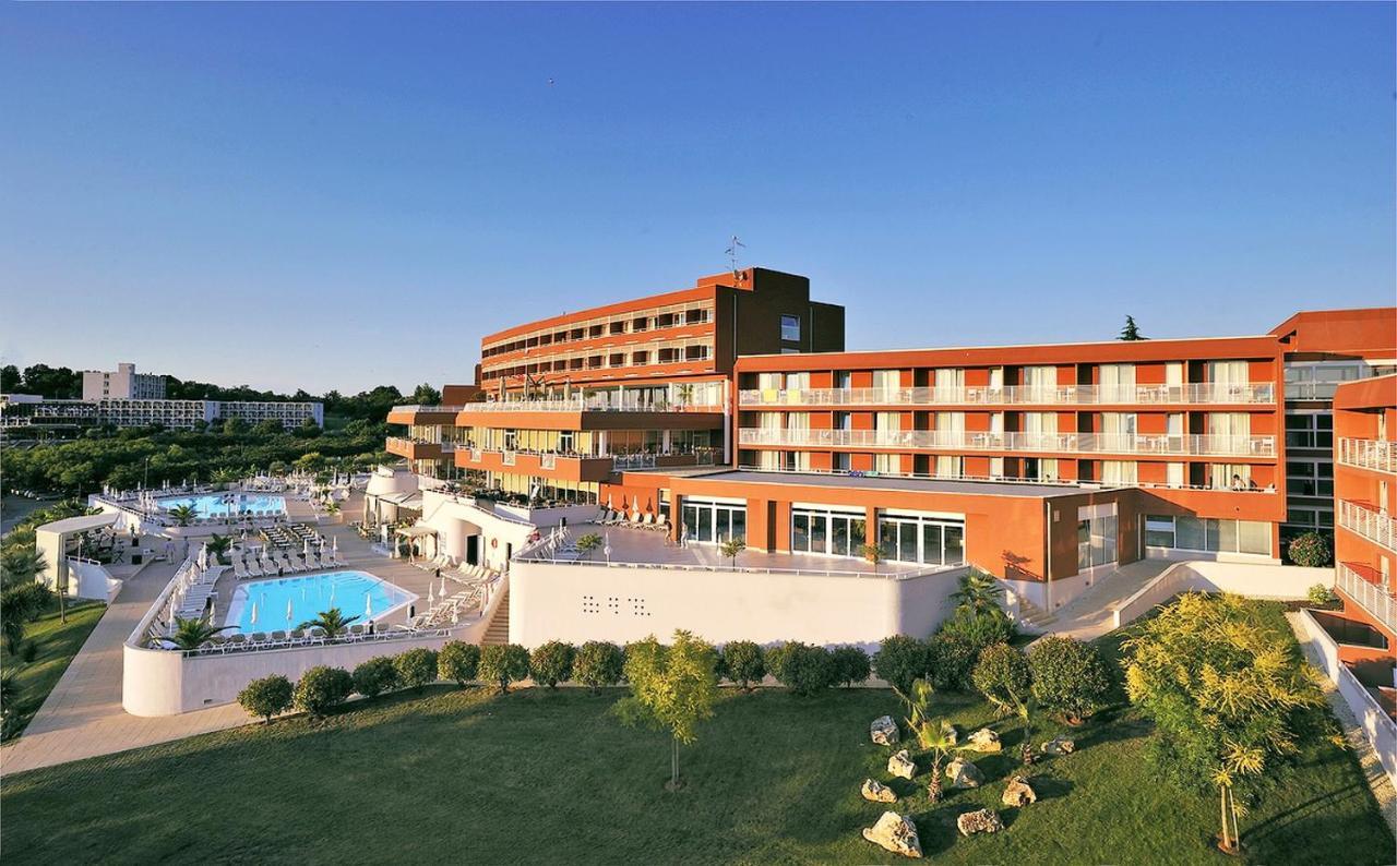 פורץ Hotel Albatros Plava Laguna מראה חיצוני תמונה